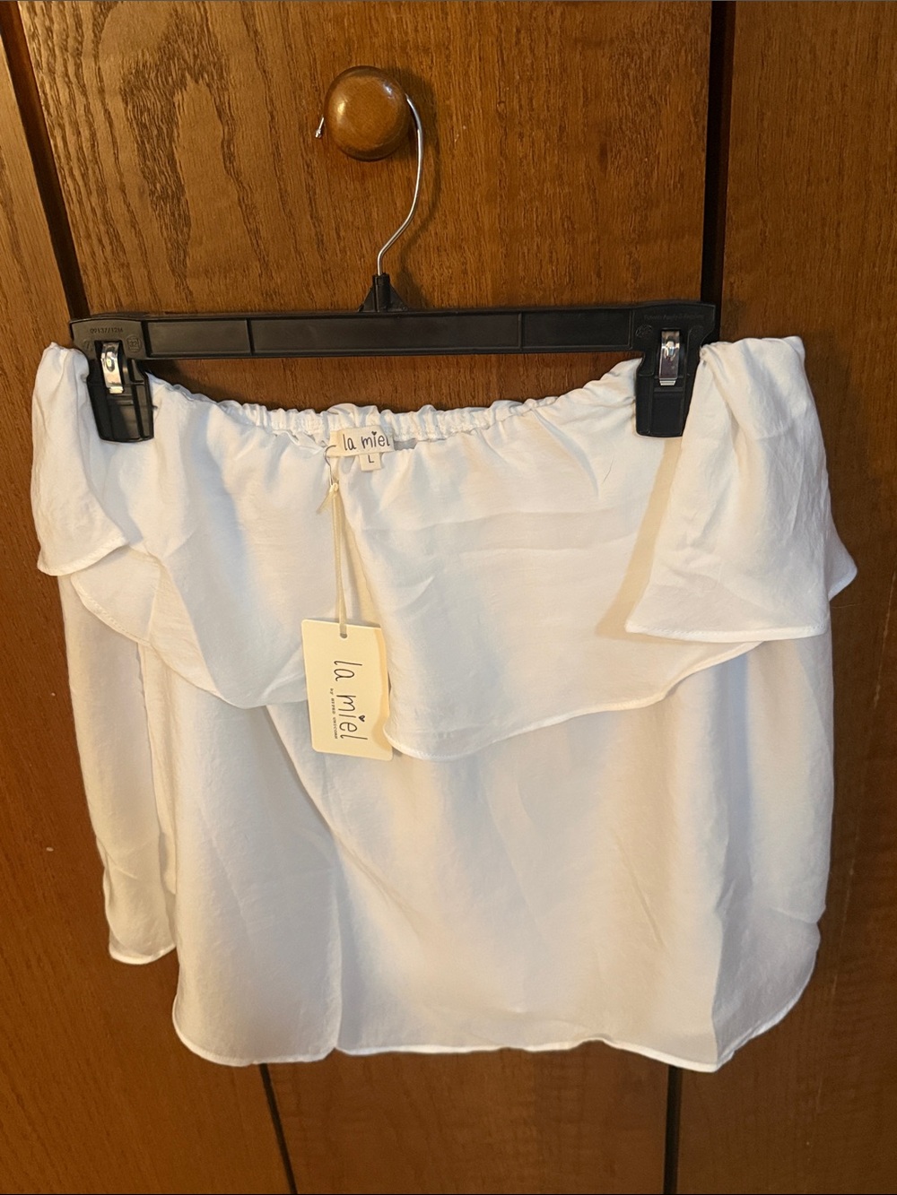 LA MIEL White Off-Shoulder Ruffle Top